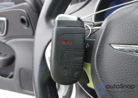 2015 Chrysler 200 Limited from USA, damaged, VIN 1C3CCCAB9FN649236